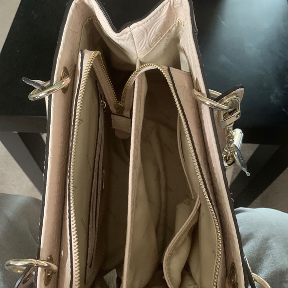 Pink GUESS Kamryn tote w/ coin purse - Picture 3 of 3